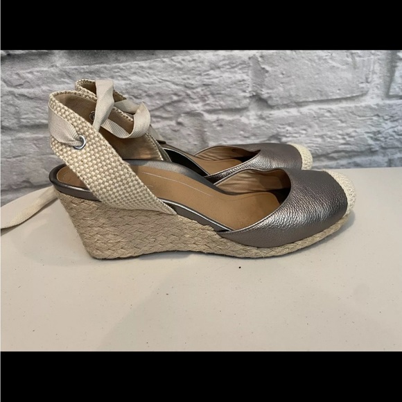 Vionic Size US 10 EU 40 Silver Pewter Aruba Maria Wedge Espadrilles - Picture 11 of 11